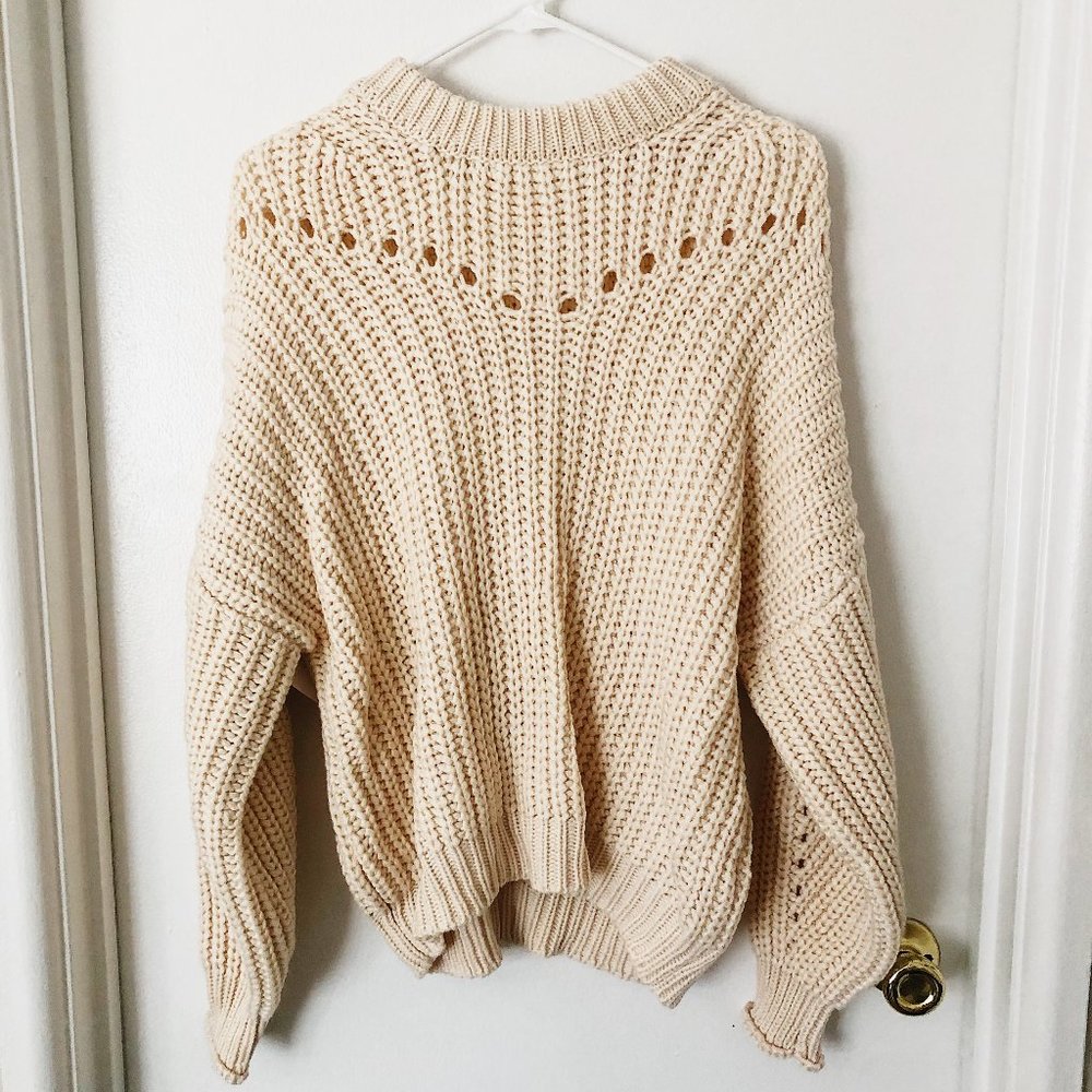 ELODIE Cream Cable Knit Crew Neck Sweater Small